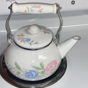 Kitchen Concepts Designed By Sal Tera Himark Enamel